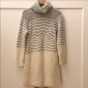 COPY - Anthropologie sleeping on snow